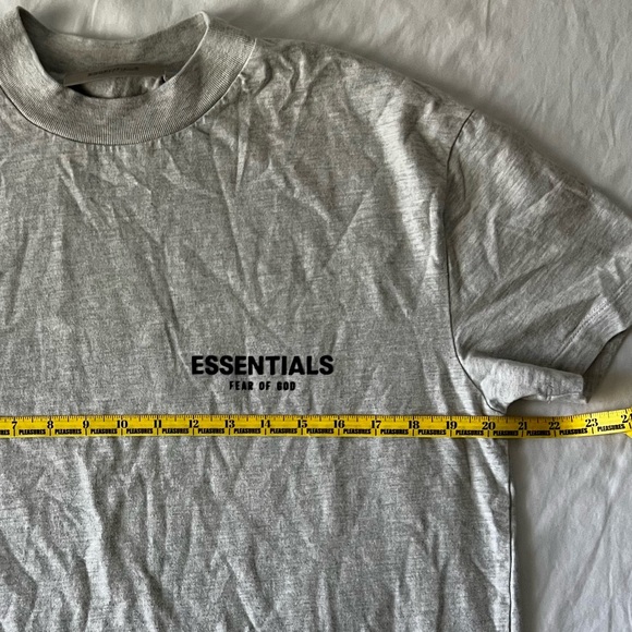 Fear of God Essentials Tee - Picture 4 of 6
